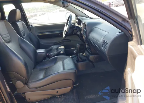 2000 Isuzu Vehicross из США, поврежденный, VIN JACCN57X5Y7D00099